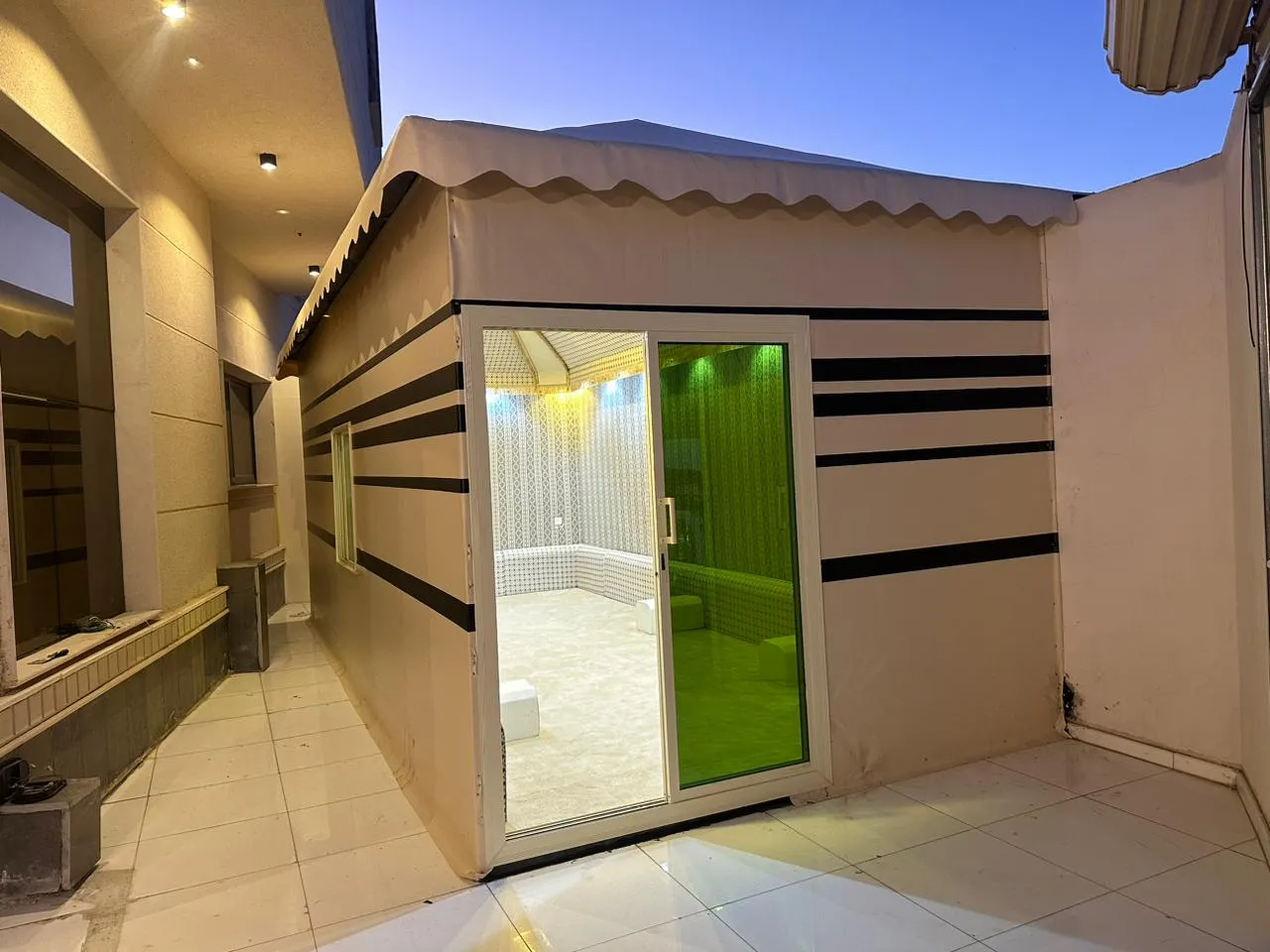 تصميم ملاحق وبيت شعرفي جدة باقل تكلفة وأحدث الديكورات