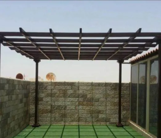 مظلات حدائق خشبيه
