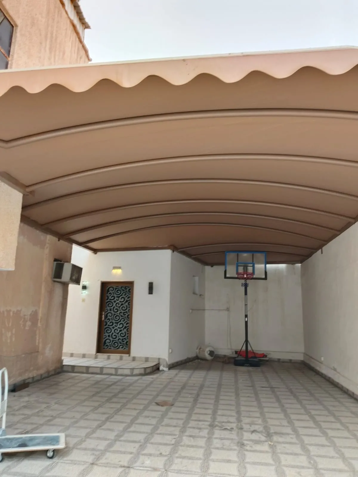 تركيب مظلات حي بن مالك بجدة