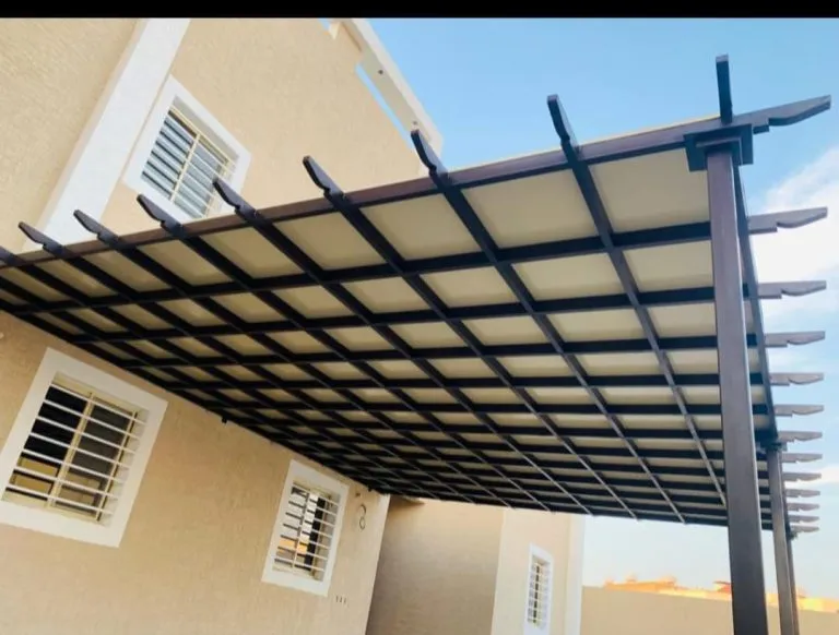 مظلات وجلسات حديثه ل2026 في جدة