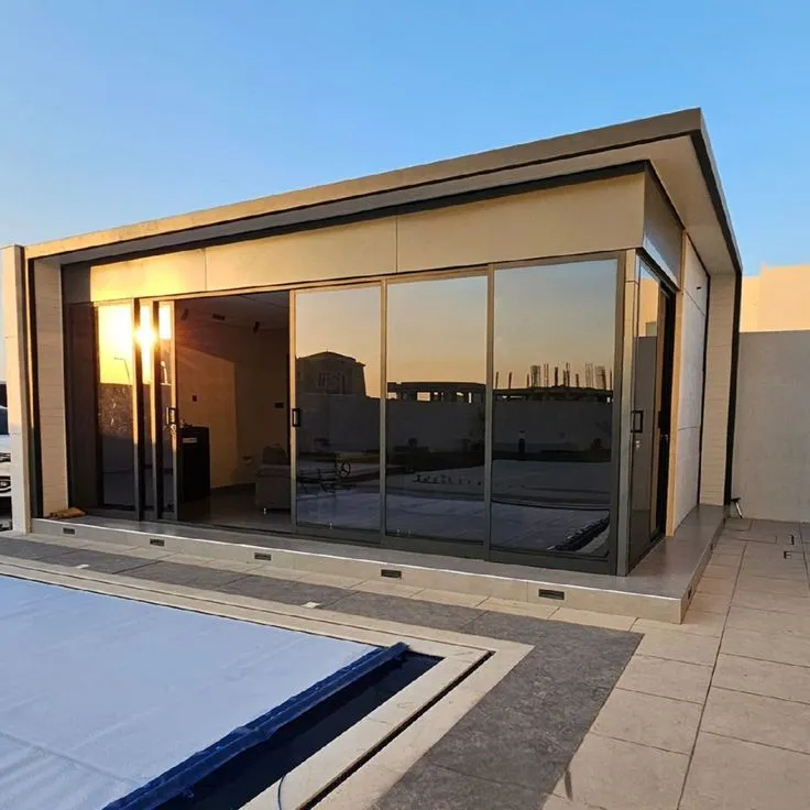 مظلات وجلسات حديثه ل2026 في جدة