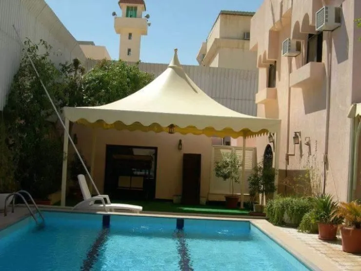 افضل تركيب مظلات هرمية حديثة لعام 2026في جدة