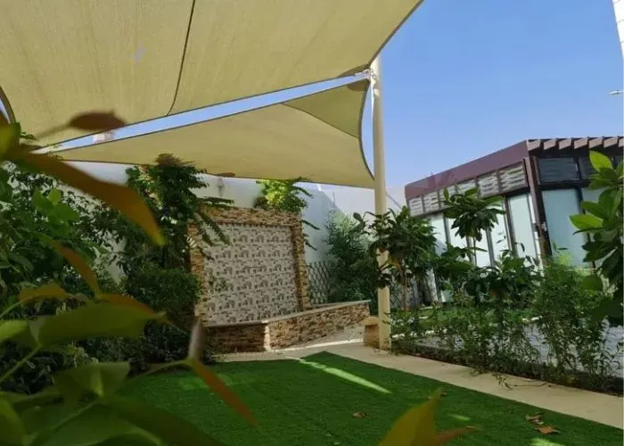 تركيب مظلات شد إنشائي – تصميمات عصرية ومتينة حسب الطلب بجدة