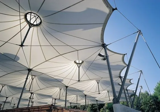 تركيب مظلات شد إنشائي – تصميمات عصرية ومتينة حسب الطلب بجدة