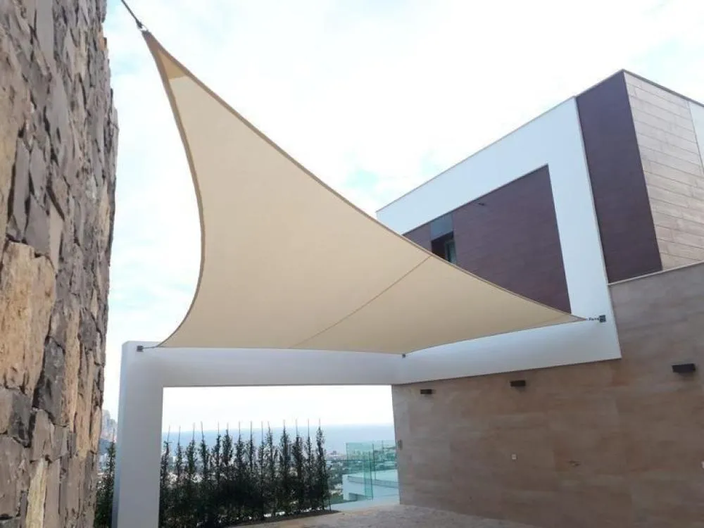 تركيب مظلات شد إنشائي – تصميمات عصرية ومتينة حسب الطلب بجدة