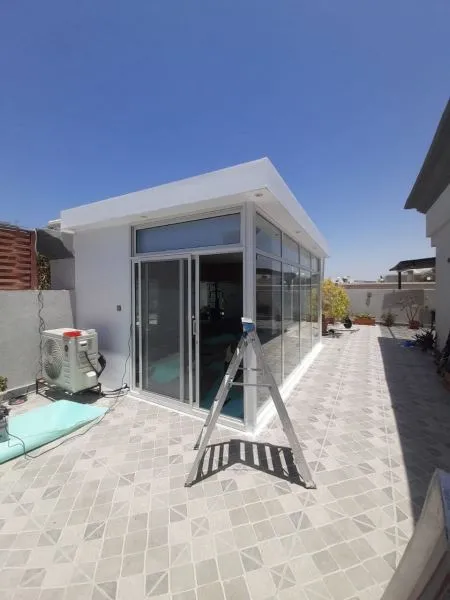 تصميم ملحق خارجي صغير بشمال جدة