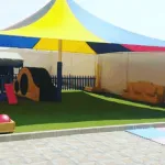 مظلات تغطية ساحات المدارس في حي الصفوة بجدة 