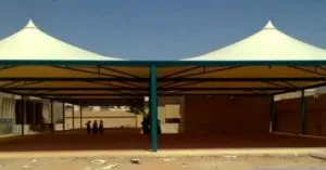 مظلات تغطية ساحات المدارس في حي الصفوة بجدة 