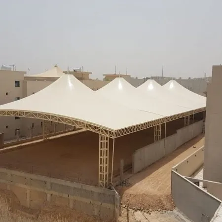 تركيب مظلات حي الحمراء: الحل الأمثل لحماية المساحات المفتوحة