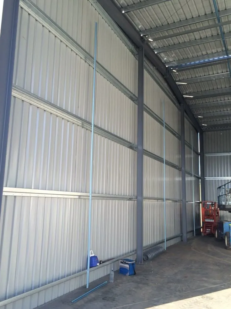 أسعار الهناجر والمستودعات الحديدية وسندوتش بانل حي المرجان