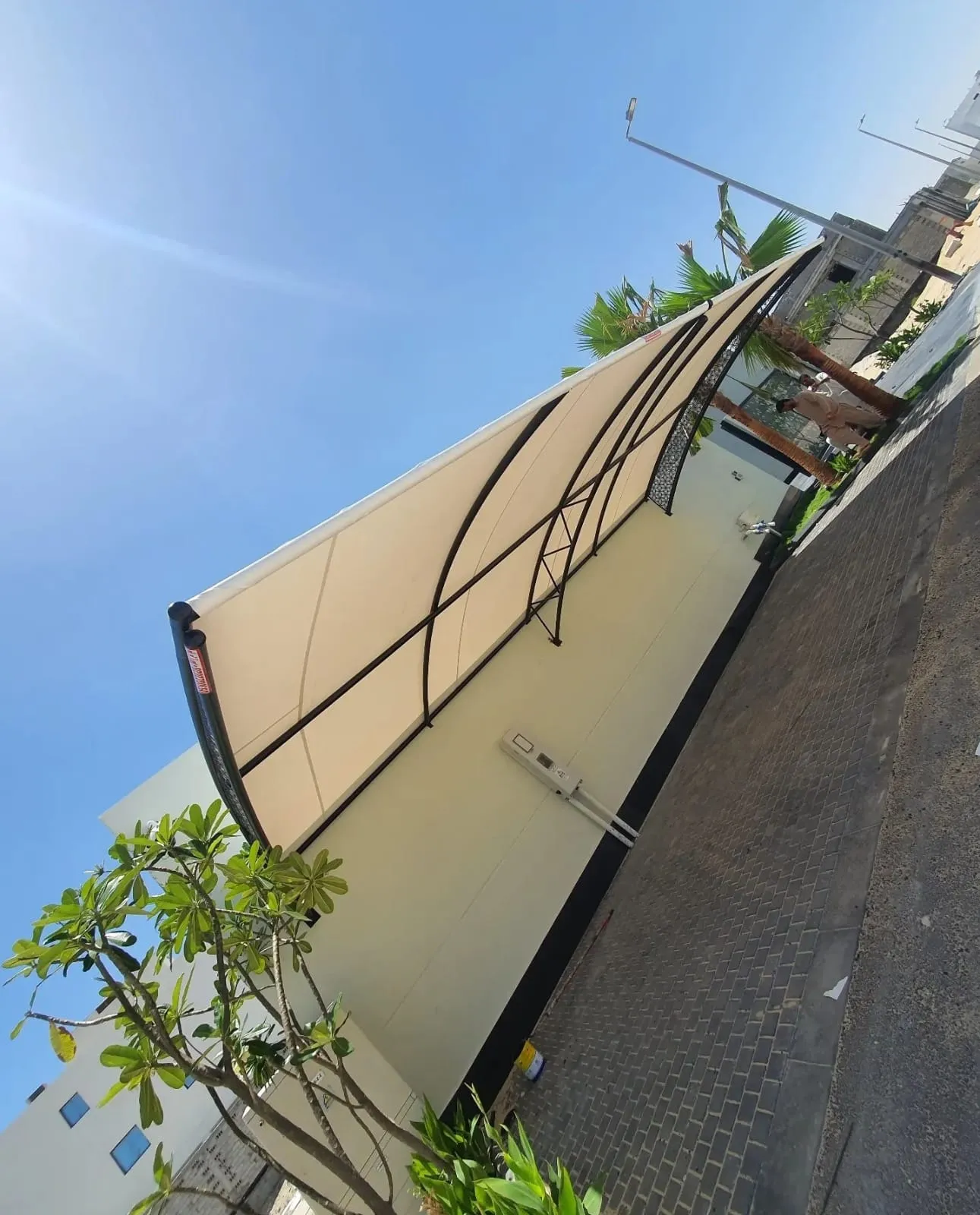 مظلات سيارات مظلات حدائق مظلات ممرات مظلات كابولي بشرق جدة 