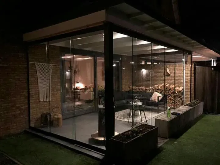  ارخص مقاول بناء مجلس خارجي حي الاندلس بالحوش انيق زجاجي 