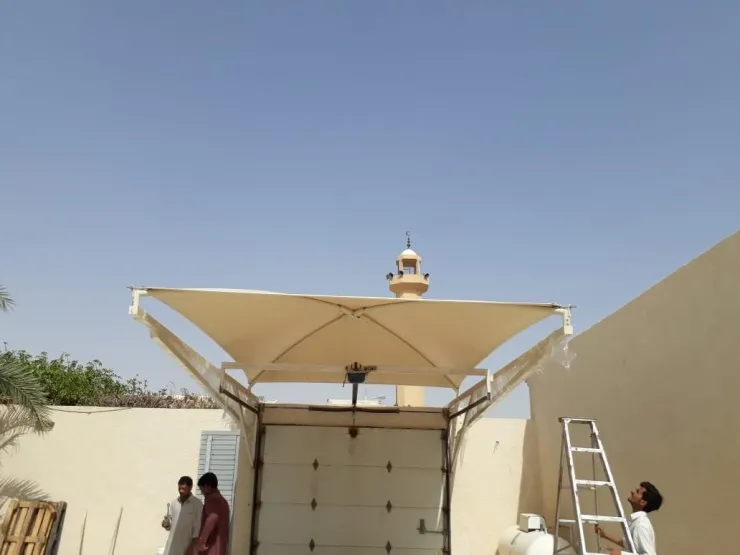 تركيب مظلات مداخل للمدارس والمنازل في جدة: حماية، فخامة