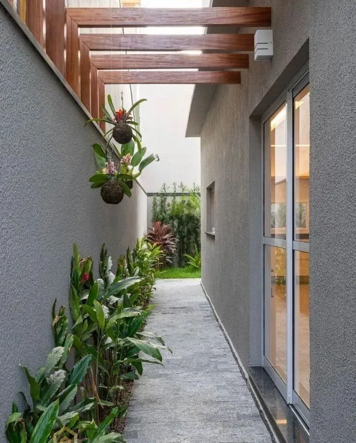 حداد مظلات مداخل فلل في حي ابحرالشمالية: تصاميم مودرن