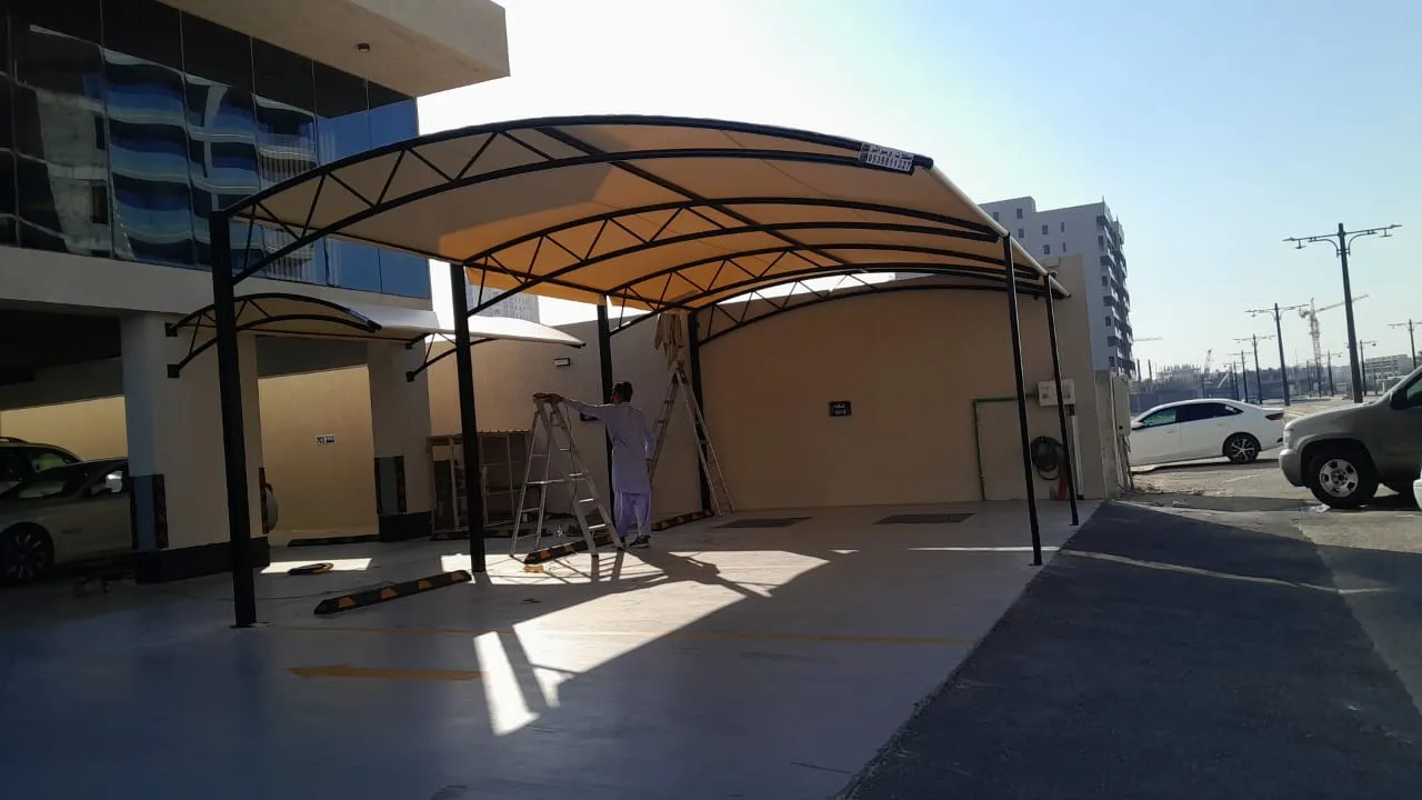 حداد مظلات وسواترفي جدة:اختيار أفضل الأنواع وأحدث التصاميم 