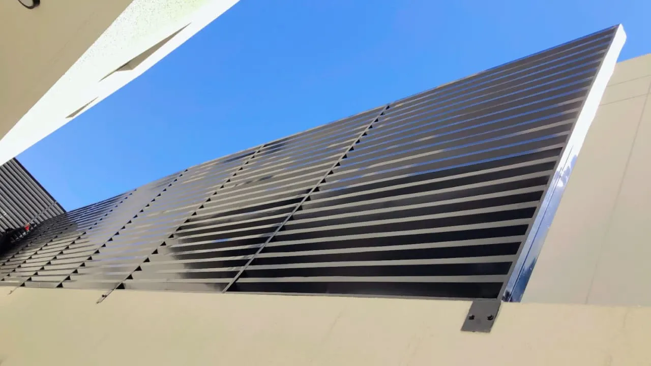 حداد مظلات وسواترفي جدة:اختيار أفضل الأنواع وأحدث التصاميم 