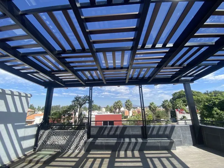 مظلات وسواتر جدة:دليل الاختيار الأمثل لعام 2026 أنواع، أسعار