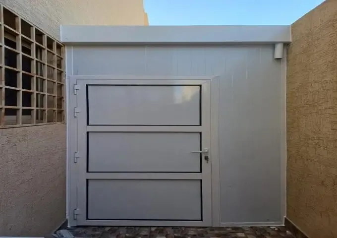 ملاحق ساندوتش بانل في جدة:الدليل الشامل للتكلفة، المميزات