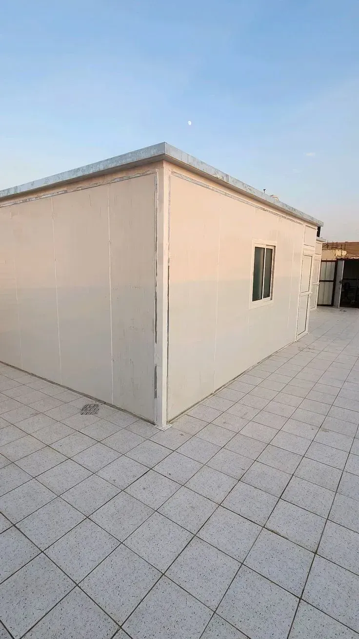 ملاحق ساندوتش بانل في جدة:الدليل الشامل للتكلفة، المميزات