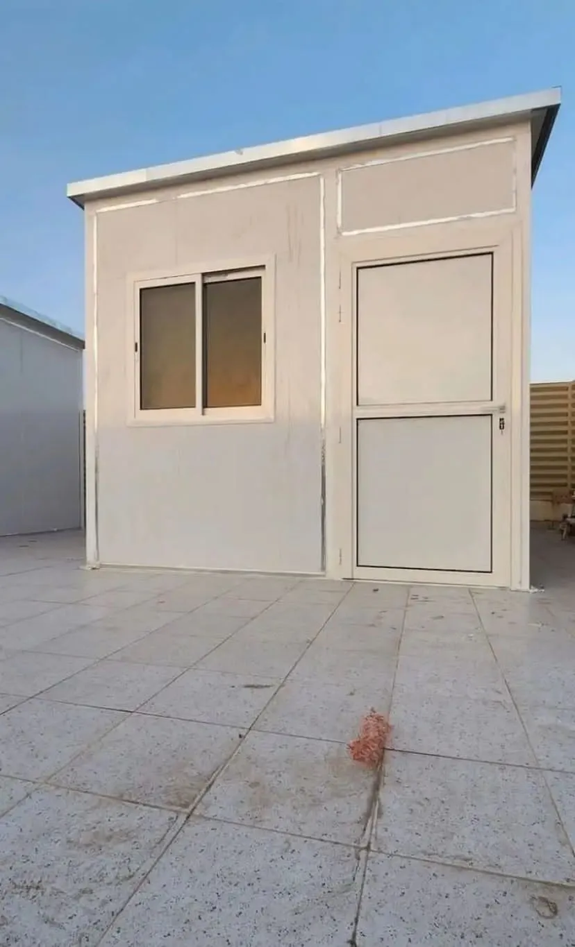 ملاحق ساندوتش بانل في جدة:الدليل الشامل للتكلفة، المميزات