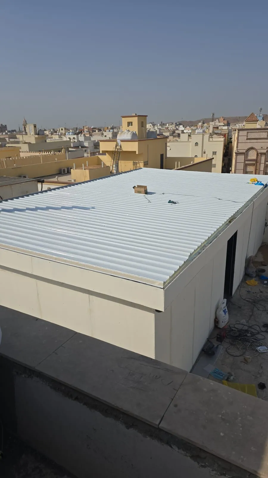 ملاحق ساندوتش بانل في جدة:الدليل الشامل للتكلفة، المميزات