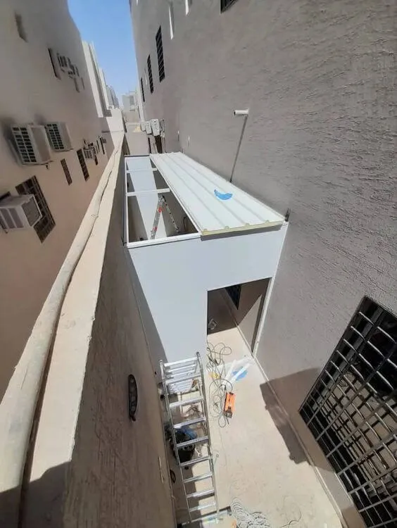 ملاحق ساندوتش بانل في جدة:الدليل الشامل للتكلفة، المميزات