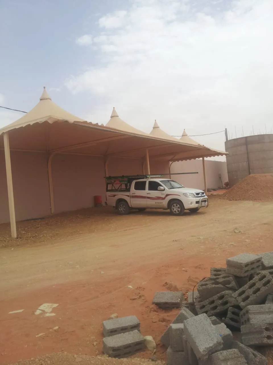 أفضل أنواع مظلات سيارات بجدة |دليل حماية سيارتك من الشمس