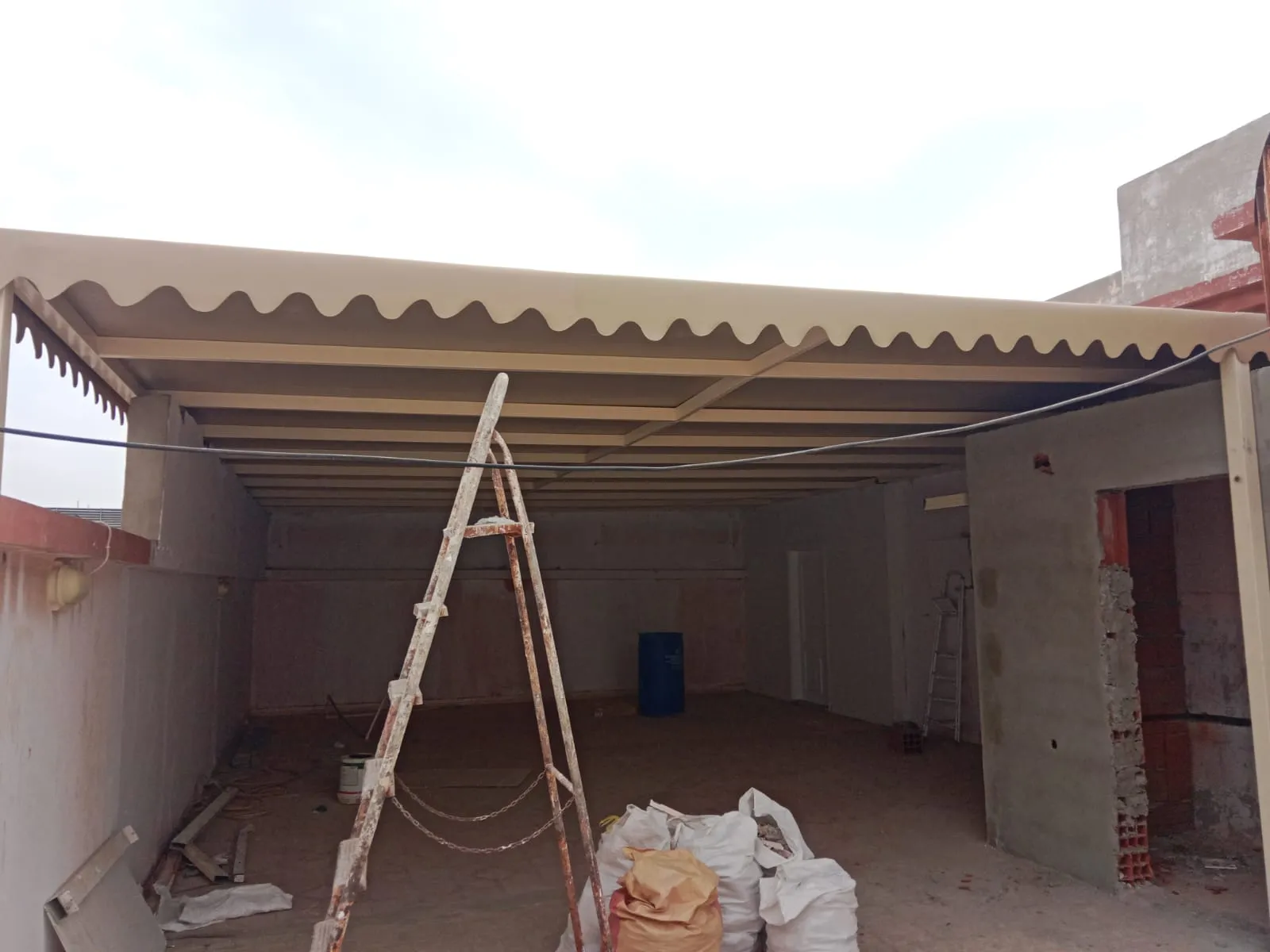 مظلات مواقف سيارات بحي الزهور:شامل لأفضل الأنواع والأسعار