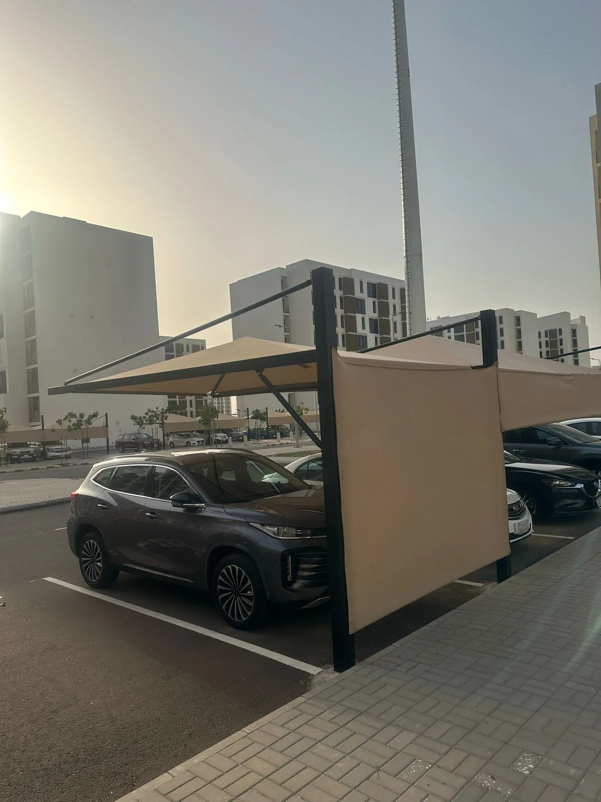 مظلات مواقف سيارات بحي الزهور:شامل لأفضل الأنواع والأسعار