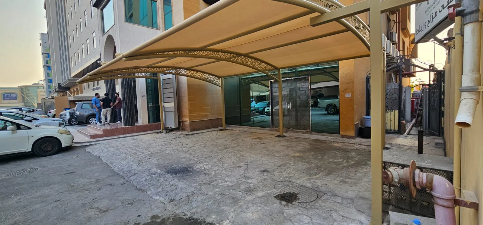 شركةمظلات سيارات حديثة بجدة:لأفضل الأنواع والأسعار