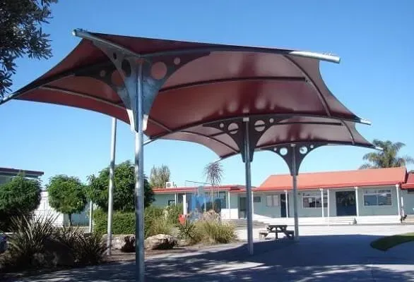 أفضل أنواع قماش مظلات خارجية ومظلات شراع في أبحر الشمالية