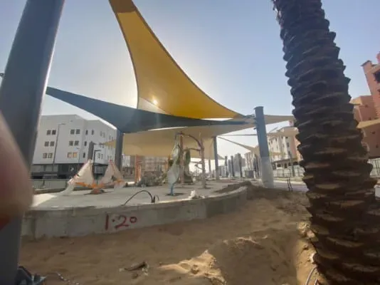 أفضل أنواع قماش مظلات خارجية ومظلات شراع في أبحر الشمالية