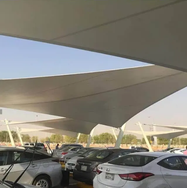 أفضل أنواع قماش مظلات خارجية ومظلات شراع في أبحر الشمالية