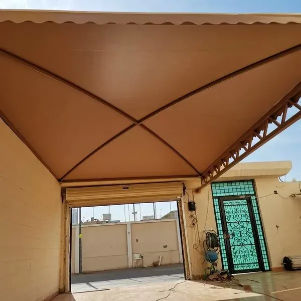 أفضل أنواع قماش مظلات خارجية ومظلات شراع في أبحر الشمالية