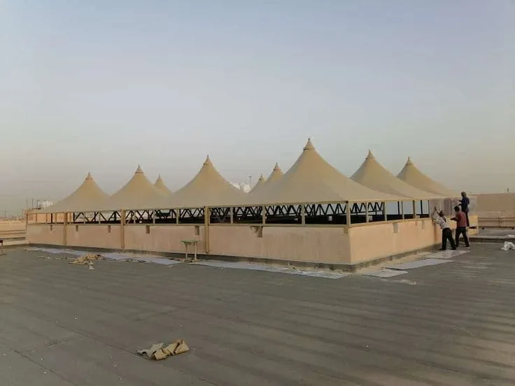 مظلات هرميةفي جدة بأفضل مواصفات المظلات الهرمية جميع انواعها