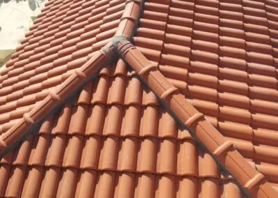 تركيب قرميد الأسطح والملاحق في شمال جدة:الأنواع، الأسعار