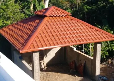 تركيب قرميد الأسطح والملاحق في شمال جدة:الأنواع، الأسعار