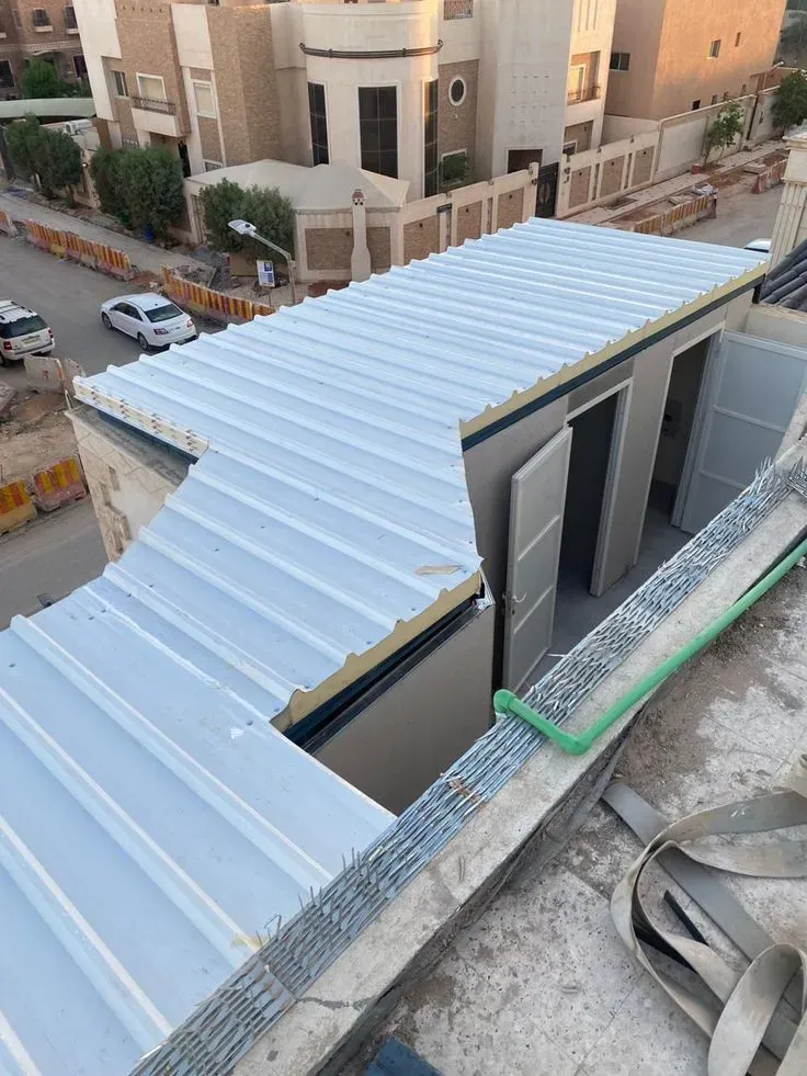 غرف ساندويتش بانل  في جدة:التركيب والتكلفة وأحدث التصاميم