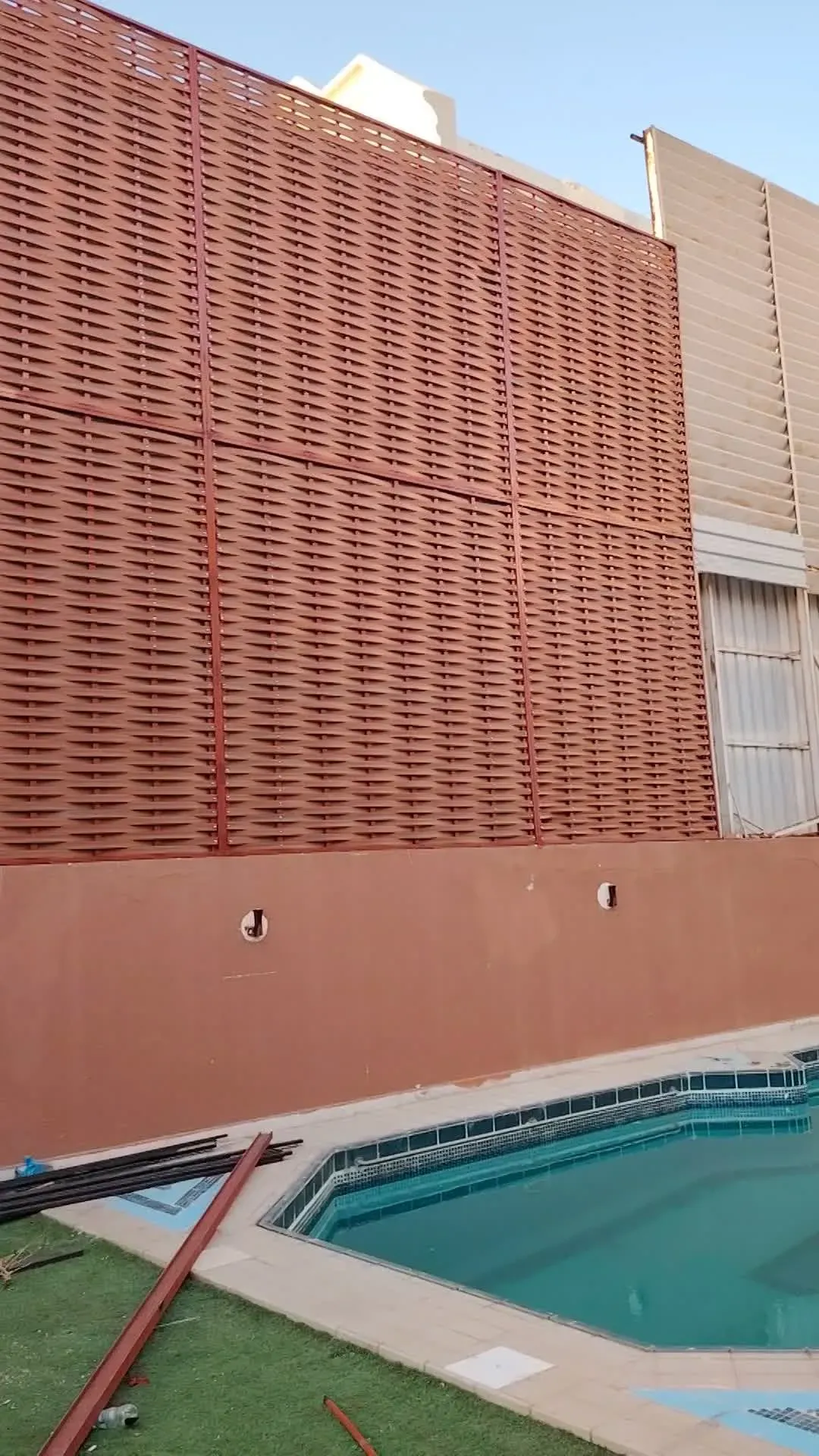 أنواع السواتر باحياء جدة: دليل شامل للأسعار والمميزات