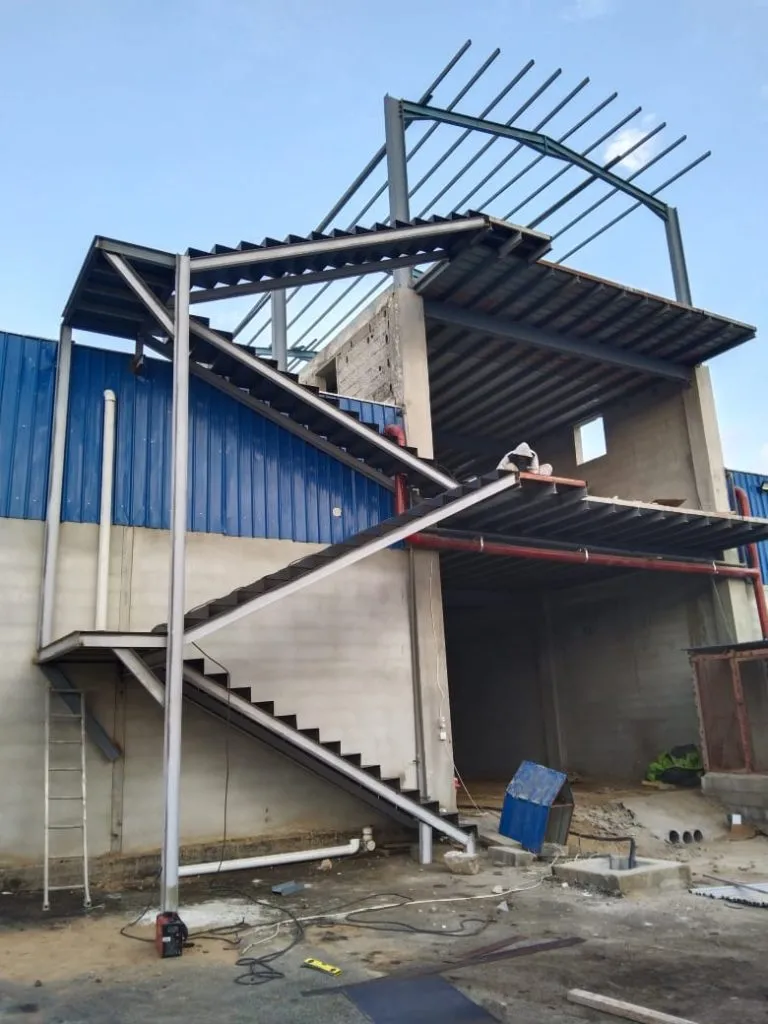 أفضل مقاول هناجر ومظلات في حي البساتين وحي النعيم|بسعر مناسب