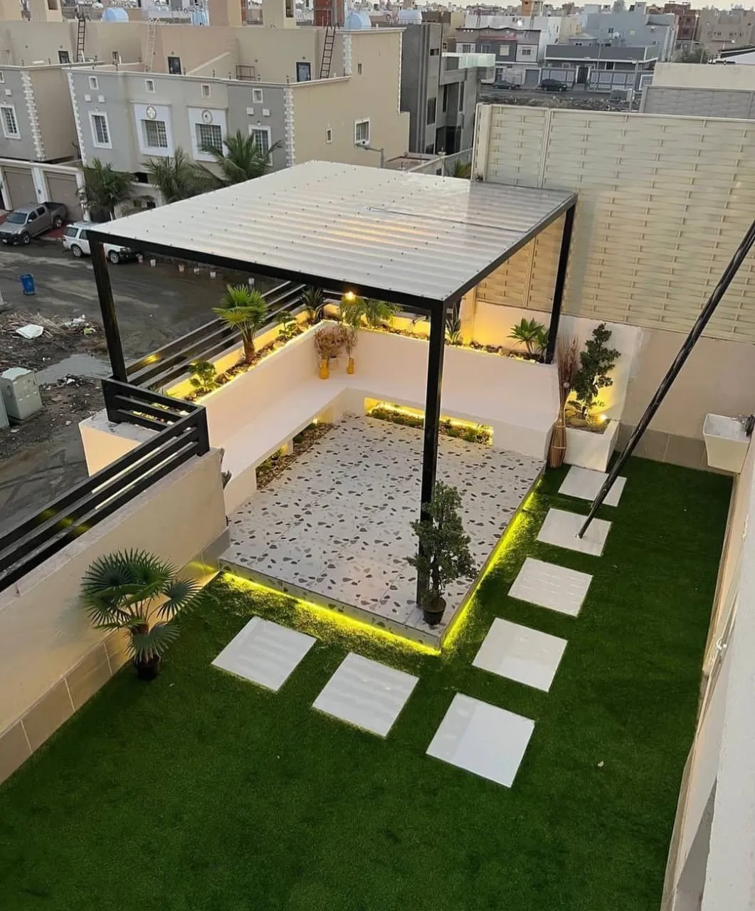 تصميم جلسات خارجية بحي النعيم في جدة|أحدث مظلات وسواتر حدائق