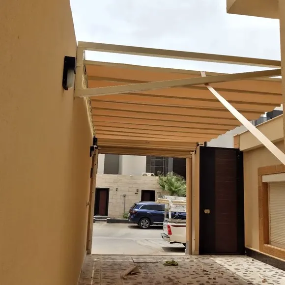 مظلات سيارات والشد الإنشائي والمظلات المتحركةفي حي البساتين 