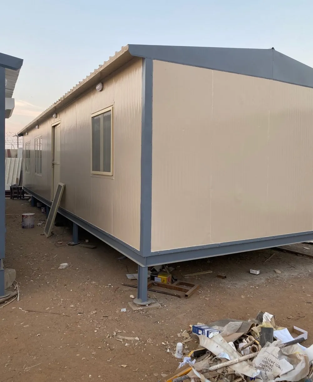 افضل تركيب ساندوتش بانل لبناء الملاحق والغرف في شمال جدة: