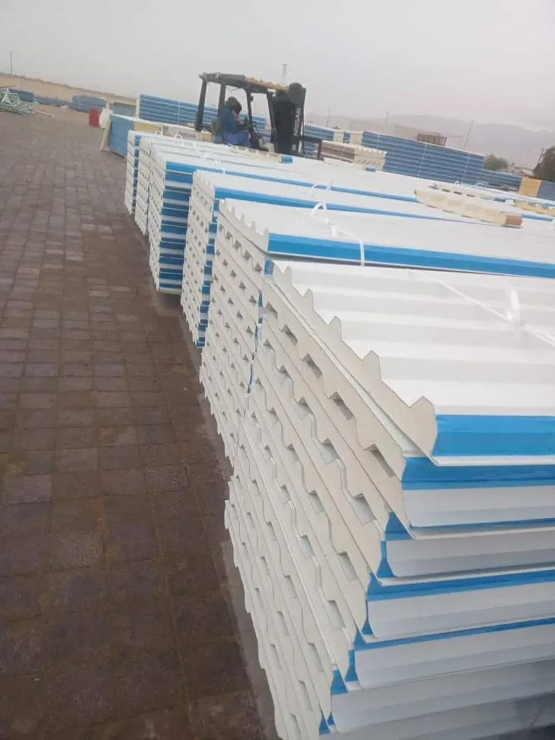 افضل تركيب ساندوتش بانل لبناء الملاحق والغرف في شمال جدة: