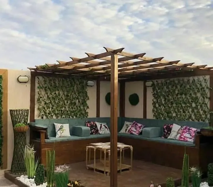 أفكار تصميم مجالس وجلسات خارجية للمنازل والأسطح في أحياء جدة
