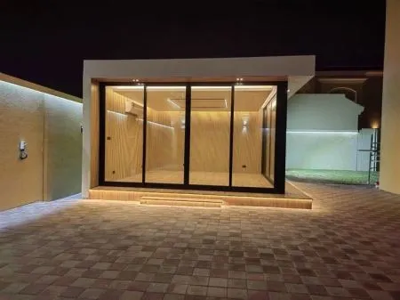 مقاول بناء ملاحق بجدة | تفصيل ملاحق ومجالس خارجية مودرن 2026