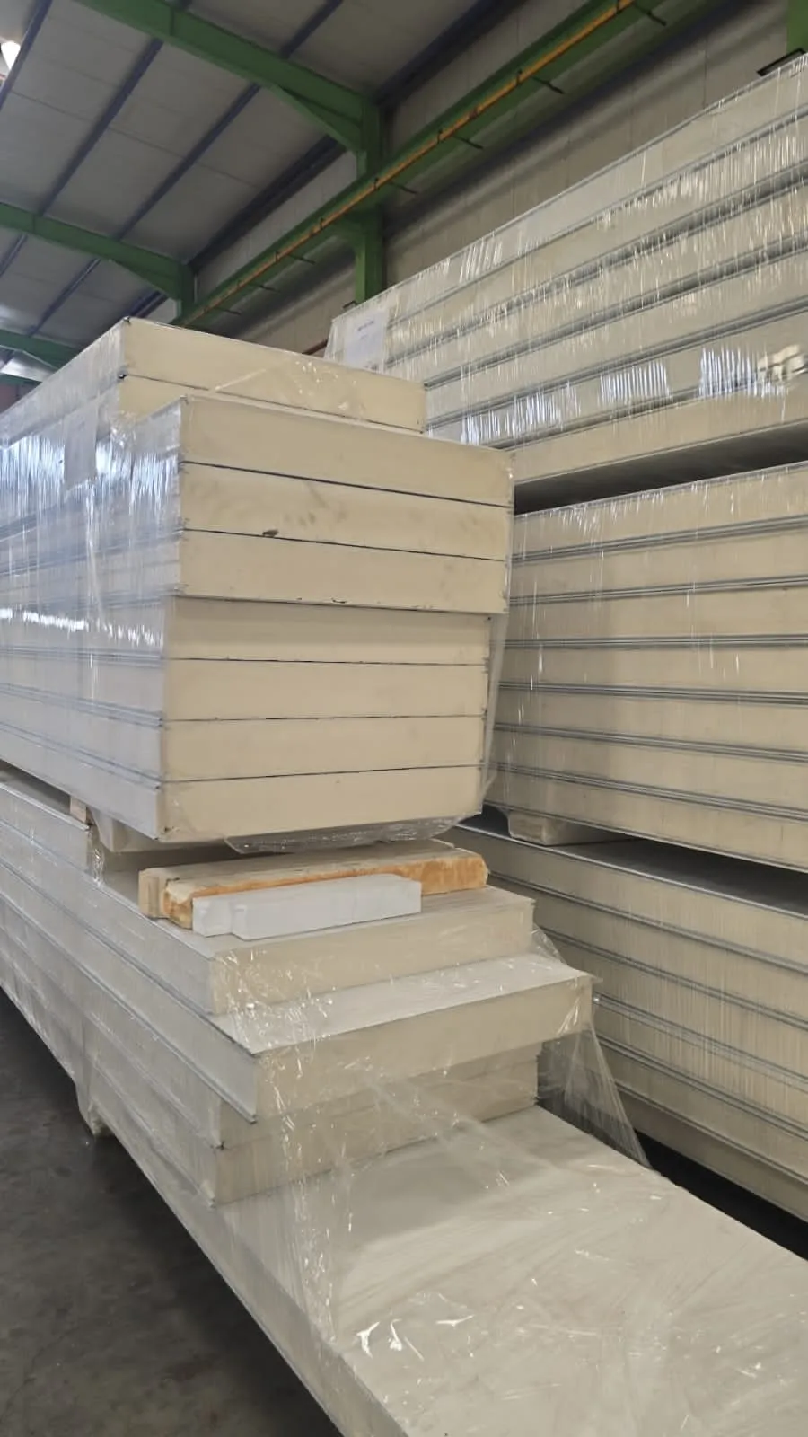 تركيب الساندوتش بانل باحياءجدة الأنواع، الأسعار، وأفضل شركات