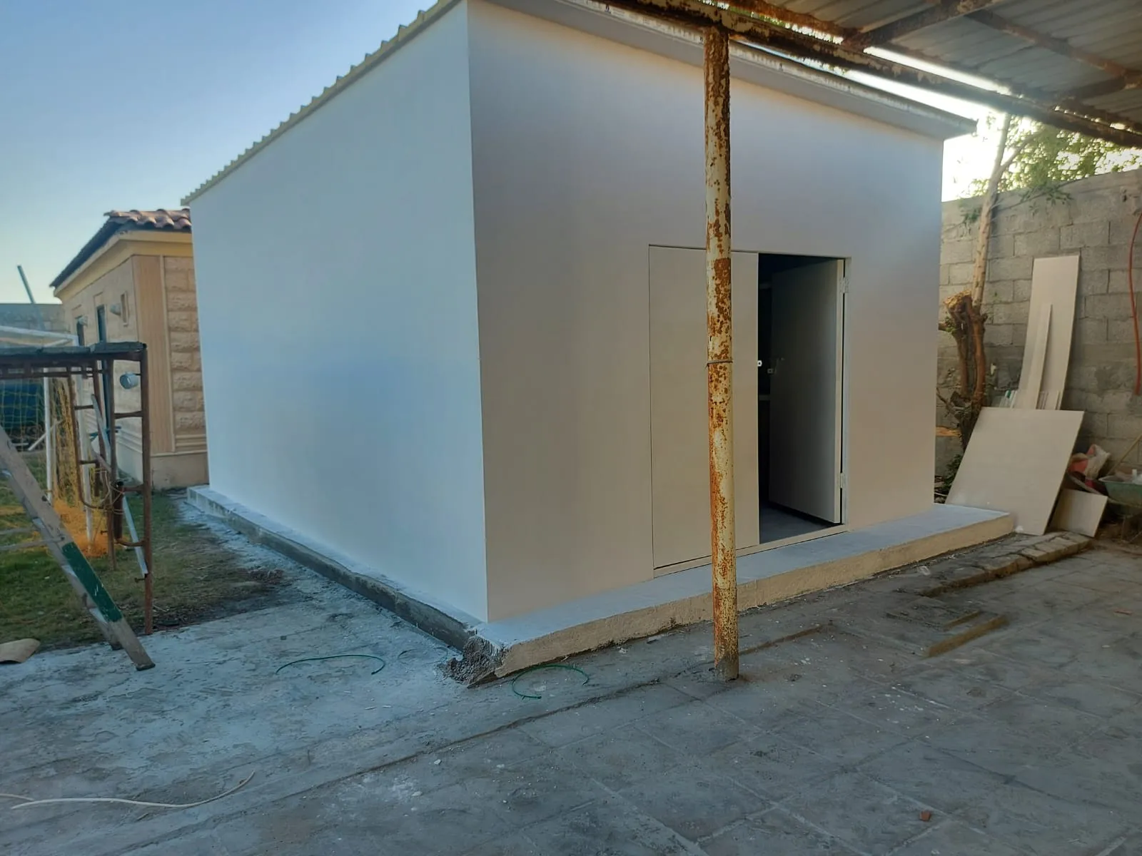 تركيب الساندوتش بانل باحياءجدة الأنواع، الأسعار، وأفضل شركات