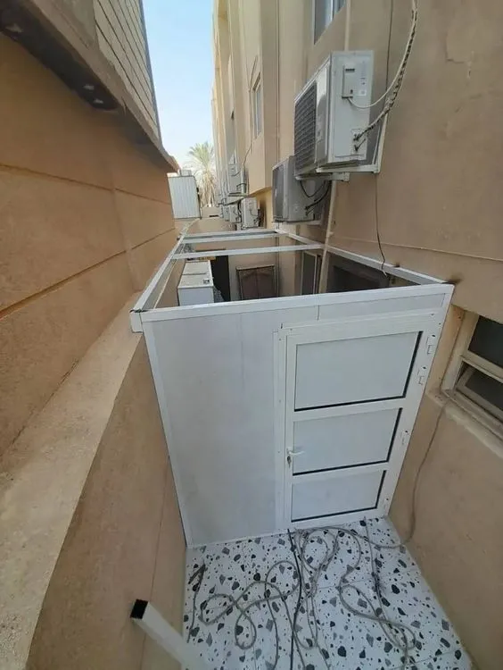 مقاول تركيب ساندوتش بانل حي الفروسية|تصميم ملاحق وغرف عازلة 