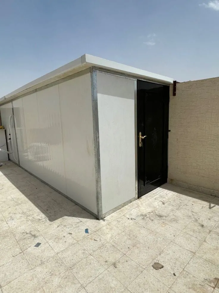 مقاول تركيب ساندوتش بانل حي الفروسية|تصميم ملاحق وغرف عازلة 